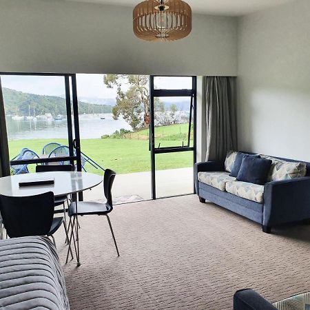 Bay Vista Waterfront Motel Picton Kültér fotó