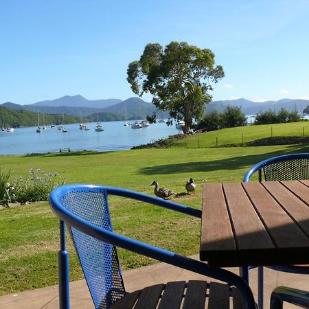 Bay Vista Waterfront Motel Picton Kültér fotó